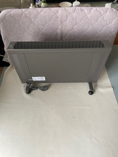 DeLonghi デロンギ HXJ60L12 コンベクターヒーター 1200W グレー 中古品