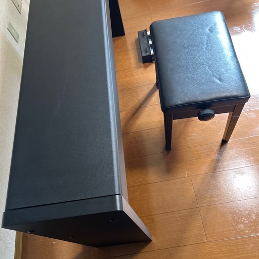 電子ピアノ