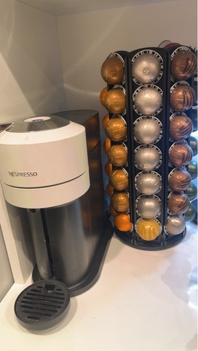 ネスプレッソマシーンカプセル80杯分タワースタンド大量