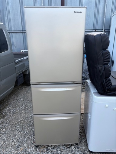 中古品🔥］Panasonic 冷蔵庫335L 2021年製 (RIVERA) 志津のキッチン