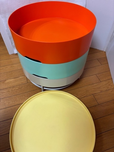 IKEAサイドテーブル収納ラック