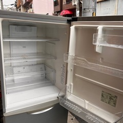 アクア冷蔵庫取りに来てくれる方のみの画像