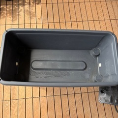 コメリ　脚付きプランター　メダカビオトープ飼育の画像