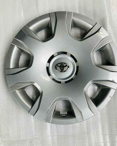 トヨタハイエース200系純正ホイールキャップ (ひろまさ) 今福鶴見の