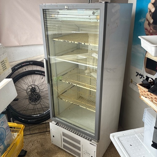 業務用冷蔵ショーケース　サンデン製