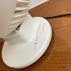 ±0  サーキュレーター　XQS-C311の画像
