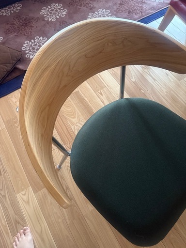 新品　モダンダイニングチェア