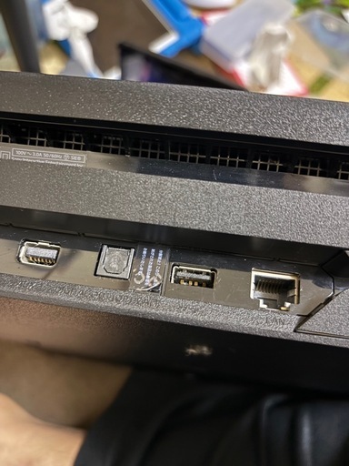 PS4 Pro 本体 CUH-7200B 1TB ソフト付き
