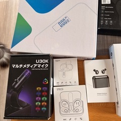 【全部新品】電子機器・生活家電 豪華14点セット（シェーバー/電動歯ブラシ/マイク他）の画像