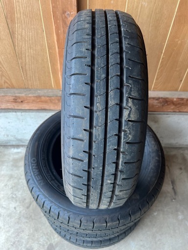 新品外した中古タイヤ175/65R14 82S 年製2025