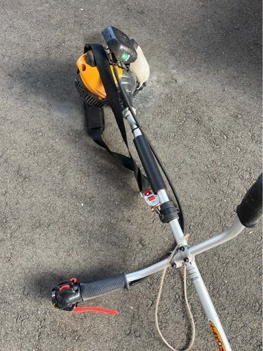 RYOBI製エンジン式芝刈り機