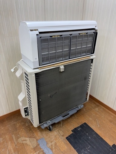 激安エアコン!! 20畳 HITACHIは2020年 200V 白くまくん RAS-X63J2/RAC-X63J2 ＊現状品＊ 
