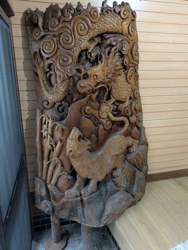 天然木・龍の彫り物・オブジェ