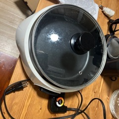 電気グリル鍋の画像