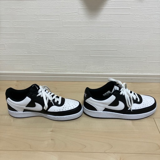 NIKE COURT VISION   スニーカー