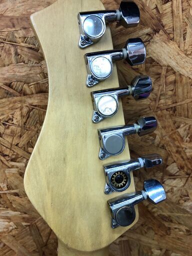 【B985】ミニエレキギター MUSICMAN スピーカー内蔵【ジャングルジャングル岩出店】岩出市 和歌山市 海南市 B985】ミニエレキギター MUSICMAN スピーカー内蔵【ジャングル