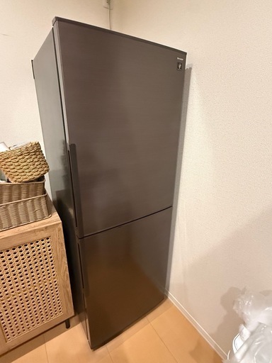 冷蔵庫　茶色 冷蔵庫 アコールブラウン SJ-PD28P-T [幅56cm /280L /2ドア /右開きタイプ /2024年]