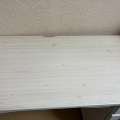 ニトリ　デスクフローリオ　の画像