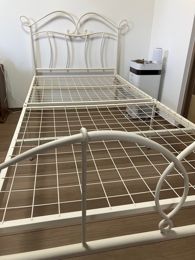 シングルベッド(アイアンベッド、アンティークベッド) (あんず) 町田の