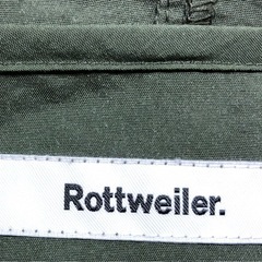 ジモティ割引有★【ジャングルジャングル岸和田店】Rottweiler フード付き　パーカー　グリン系　南大阪 岸和田市 貝塚市 泉佐野市 和泉市 忠岡町 熊取町の画像