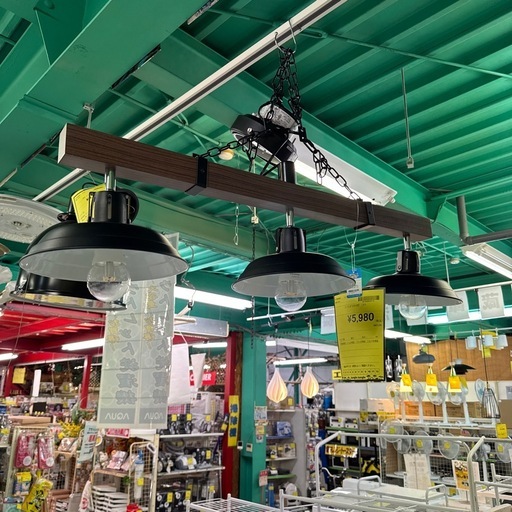 【ジャングルジャングル貝塚店】シーリングライト　ニトリ　3灯　ペンダントライト　ライト　照明　オシャレ　家電　インテリア　部屋　貝塚　二色浜　クリーニング済み