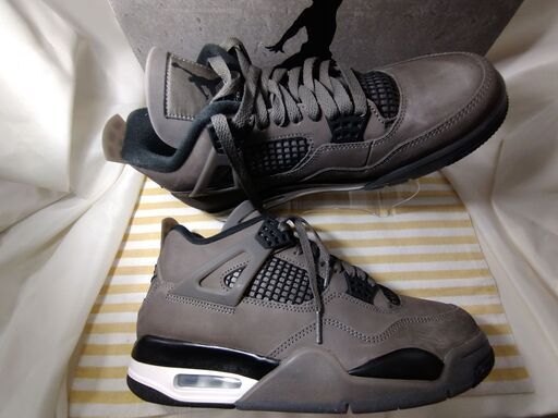 リユースのサカイ浦和店 【I265】●NIKE AirJordan 4Retro  Cave stone 28.5cm