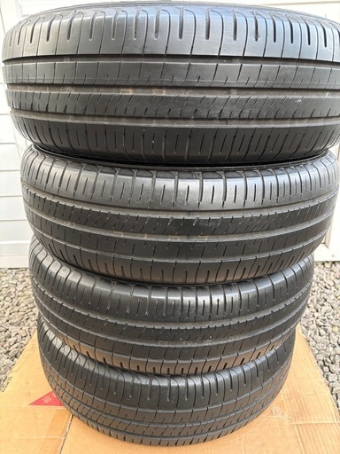 【お取引決まりました】DUNLOP 185/65R15 '24年製　冬タイヤ 美品　バリ溝　バリ山 バリ溝185/65R15 23年製 (j) 大沼のタイヤ、ホイールの中古あげます