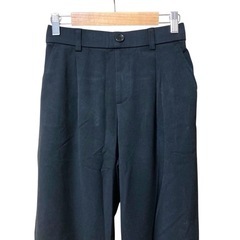 CLOSSHI しまむら テーパードパンツ スラックス ブラック 黒 Mの画像