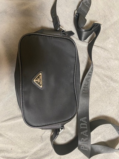 PRADA ショルダーバッグ