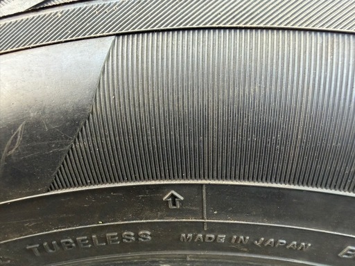175/65R14タイヤ4本セット。