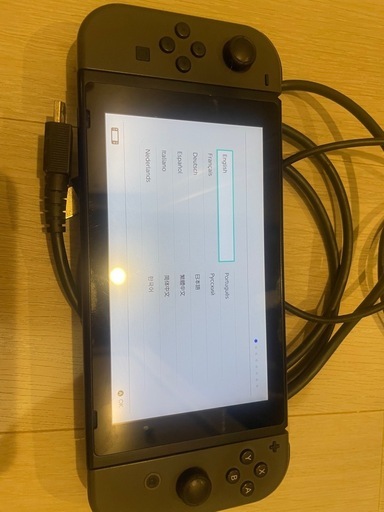 Switch本体　カセット3本　マイクロsd64GB