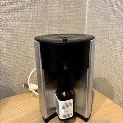 【水なし・充電式】アロマディフューザー ネブライザー式（おまけオイル付き）の画像