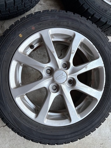 スタッドレスタイヤ　155/65R14