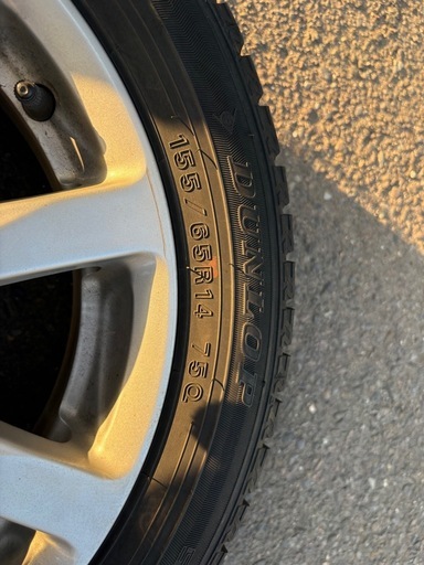 スタッドレスタイヤ　155/65R14