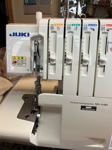 ロックミシンJUKI