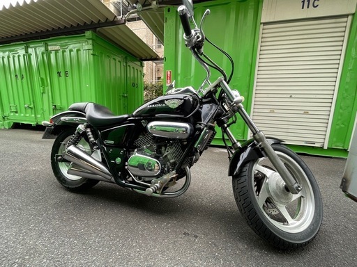 ホンダ　v-twin MAGNAマグナ250 後期
