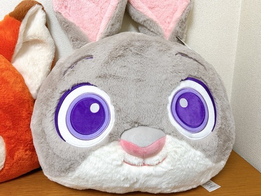 ズートピア　ニック　ジュディ　特大　ぬいぐるみ　クッション　コストコ　ディズニー