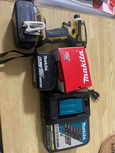 makita インパクトドライバー
　td172