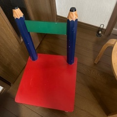 椅子　小さいお子様の画像