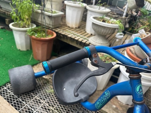up land ドリフトトレイク　三輪車 大人も子どもも楽しめる三輪車を使った新感覚スポーツ「ドリフト
