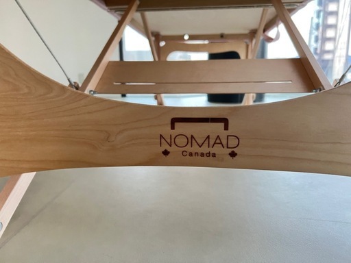 ノマドカナダ（NOMAD）最高品質エステベッド 折りたたみ式【専用キャリー付き】
