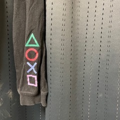 プレイステーションの長袖の画像