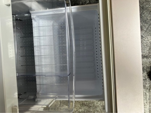 【中古】大阪引取限定　SHARP SJ-GD14E-W 冷蔵庫 137L 2019年製【KSE1F135】