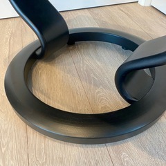 本革×天然木 EKORNES エコーネス  
高級オットマン の画像