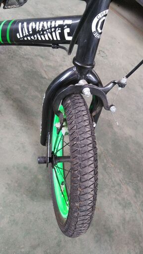 子供用　自転車　補助輪付き　