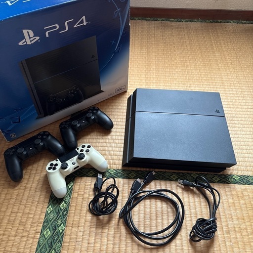【値下げ】PS4 CHU-1200A Jet Black 500GB