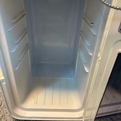 【受け渡し調整中】お譲りします。【動作確認済】ツインバード ポータブル保冷温庫 D-CUBE L（AC/DC 2電源）の画像