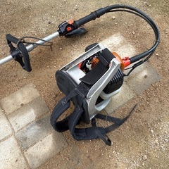 背負式草刈機の画像