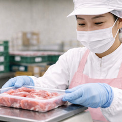 【沖縄市】食品の計量・パック詰め・仕分け｜日勤固定｜時給1,220円〜の画像