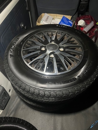 145/80r12 80/78NLT ヨコハマノーマルタイヤ2025年製とアルミホイール4本